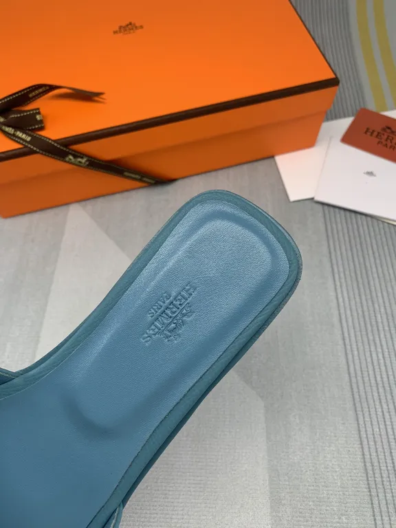 Hermes Shoe 